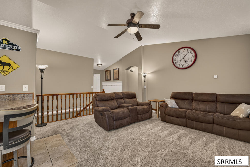 2710 Doris Circle Property Photo 6