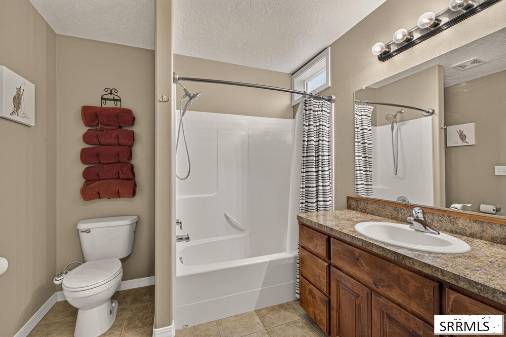 2710 Doris Circle Property Photo 15