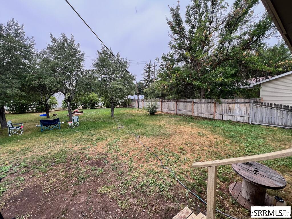 365 W 1 S Property Photo 5