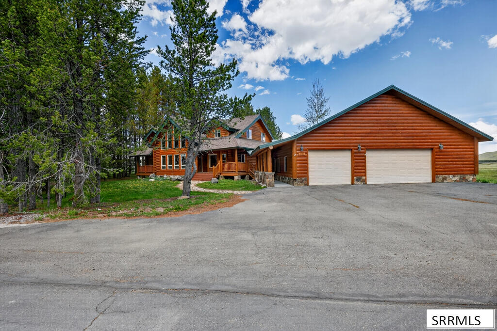 4199 Two Top Road Property Photo 10