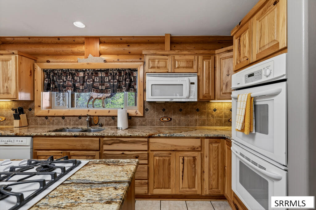 4199 Two Top Road Property Photo 35