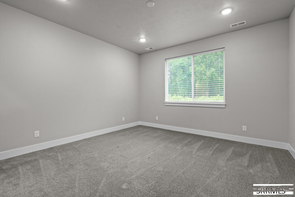 2222 W 550 S Property Photo 8