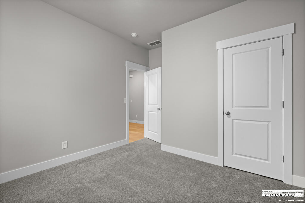 2222 W 550 S Property Photo 15