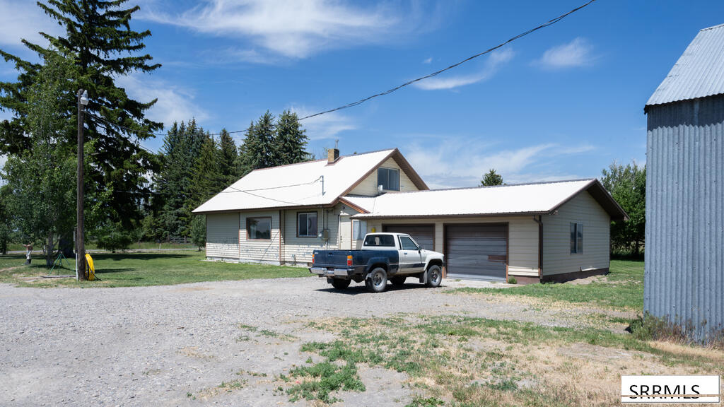649 N 550 E Property Photo 24