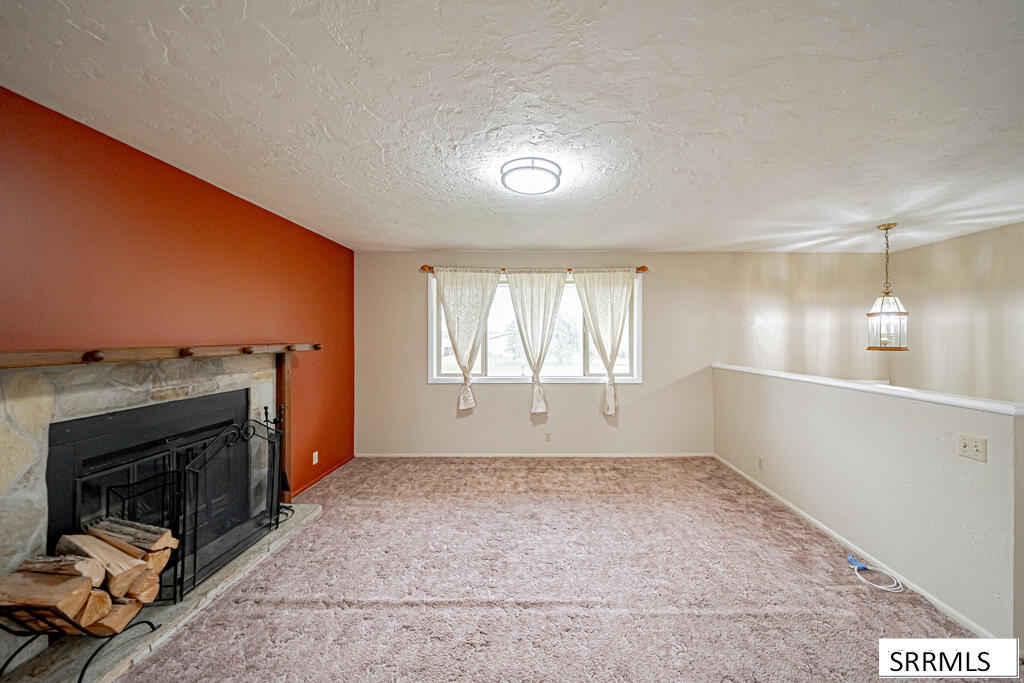 6764 Jennifer Lane Property Photo 5