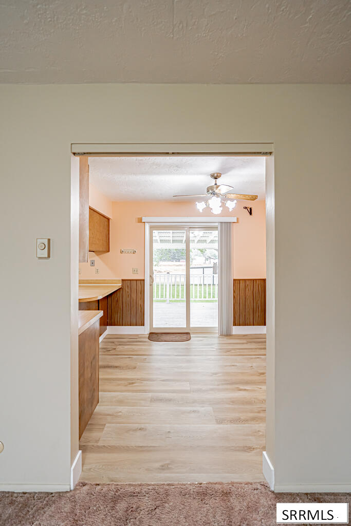 6764 Jennifer Lane Property Photo 7