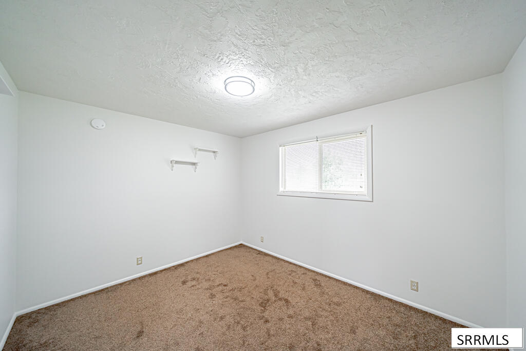 6764 Jennifer Lane Property Photo 12