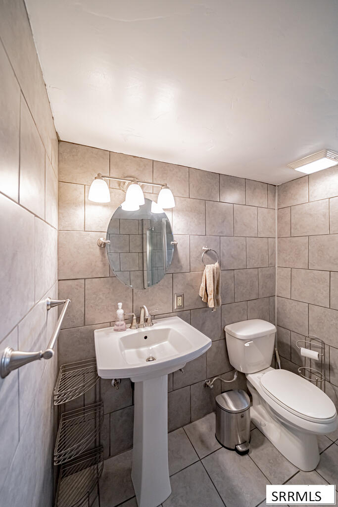 6764 Jennifer Lane Property Photo 33