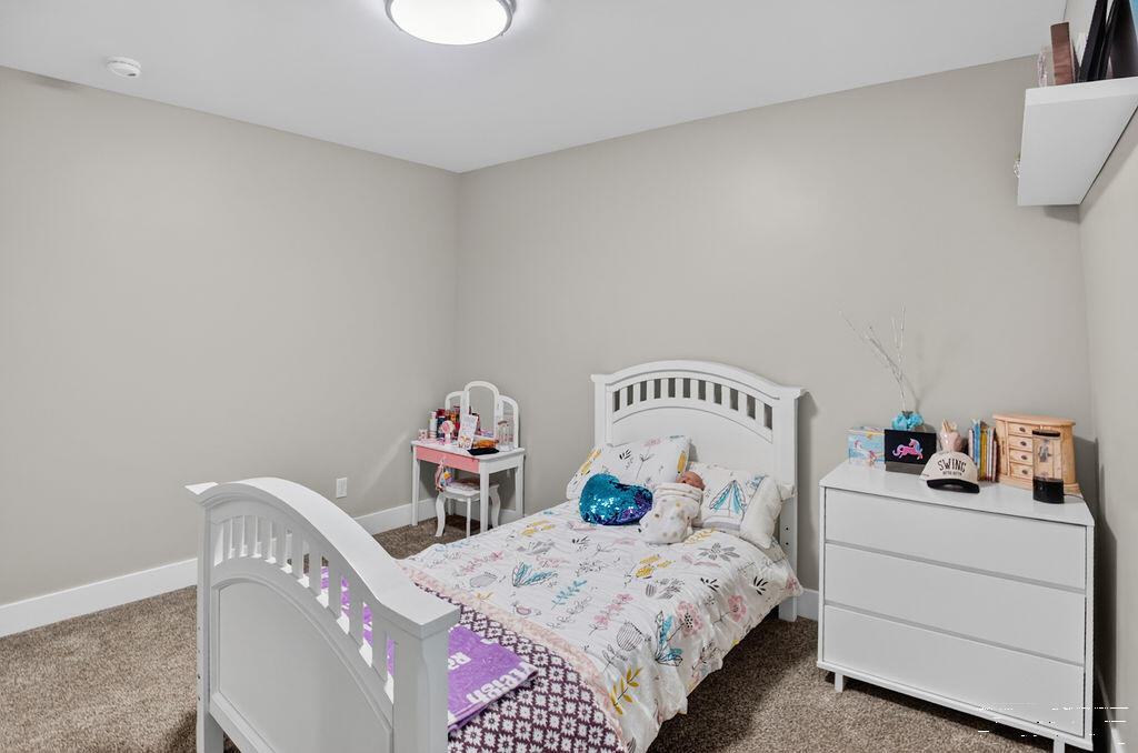 1132 Harris Loop Property Photo 21