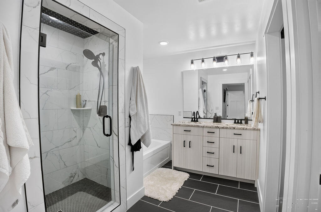 1132 Harris Loop Property Photo 29
