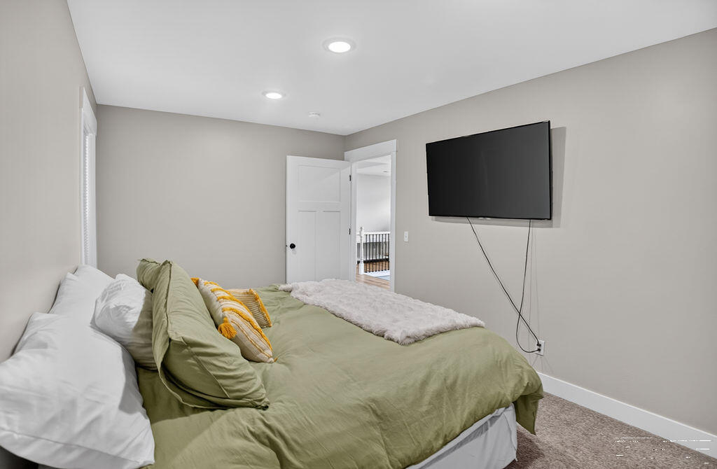 1132 Harris Loop Property Photo 33