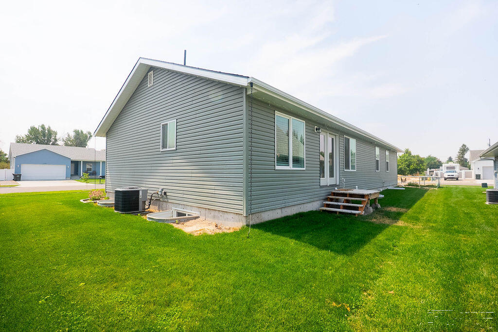 1132 Harris Loop Property Photo 39