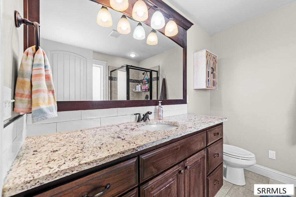 4041 E 235 N Property Photo 27