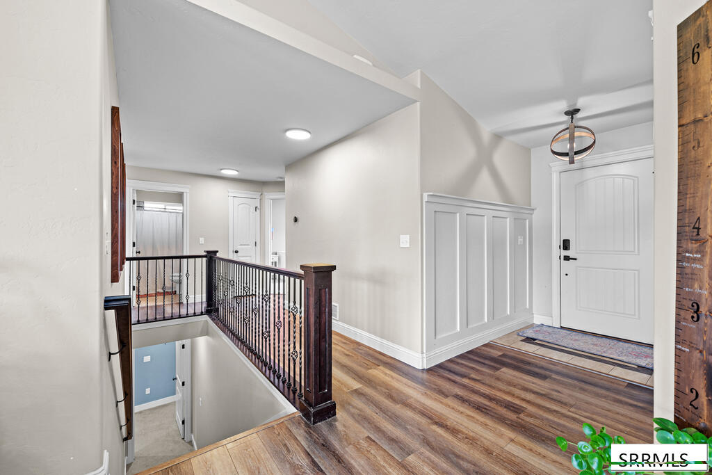 4041 E 235 N Property Photo 41