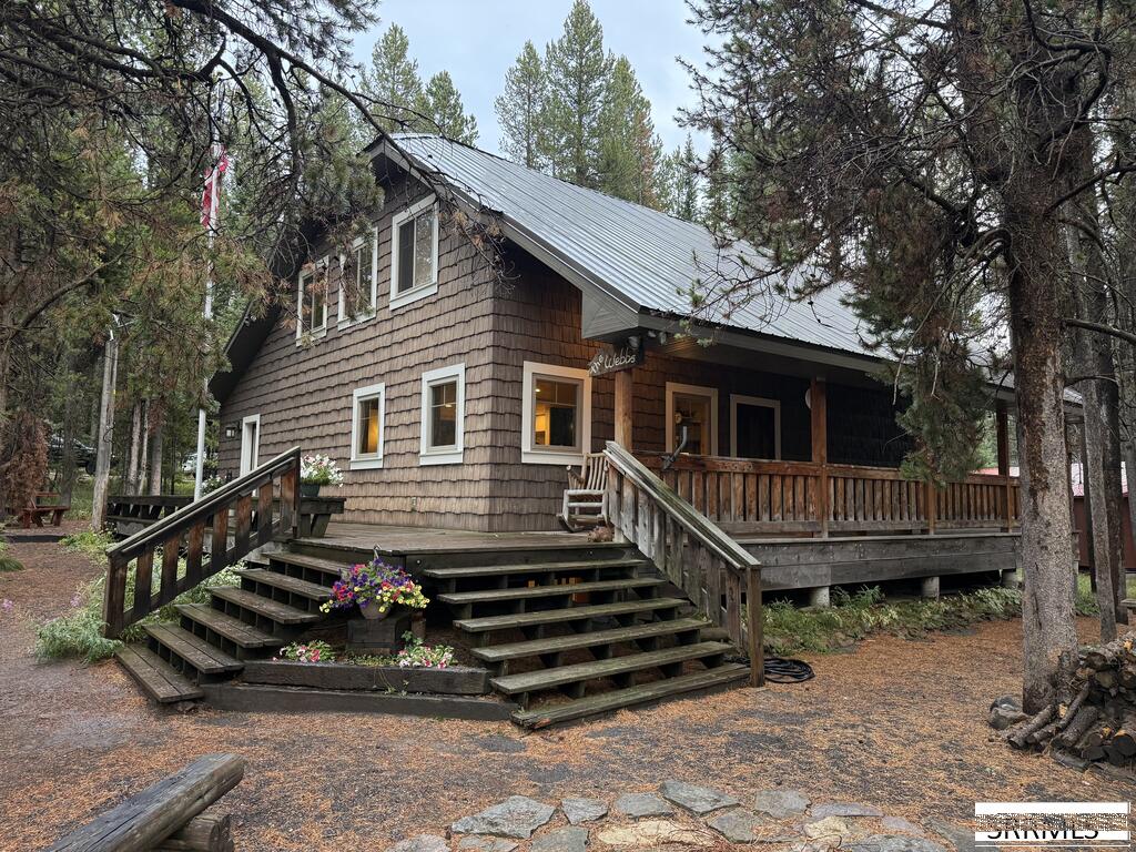 4108 Strong Avenue Property Photo 1