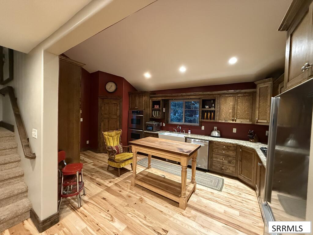 4108 Strong Avenue Property Photo 17