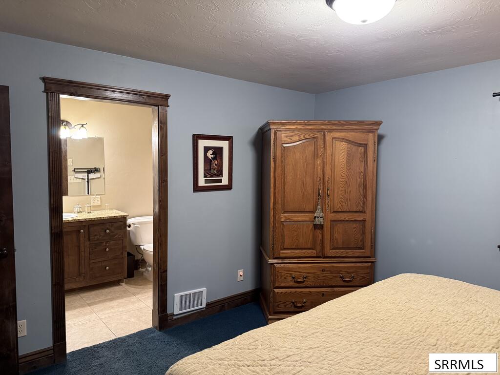 4108 Strong Avenue Property Photo 26