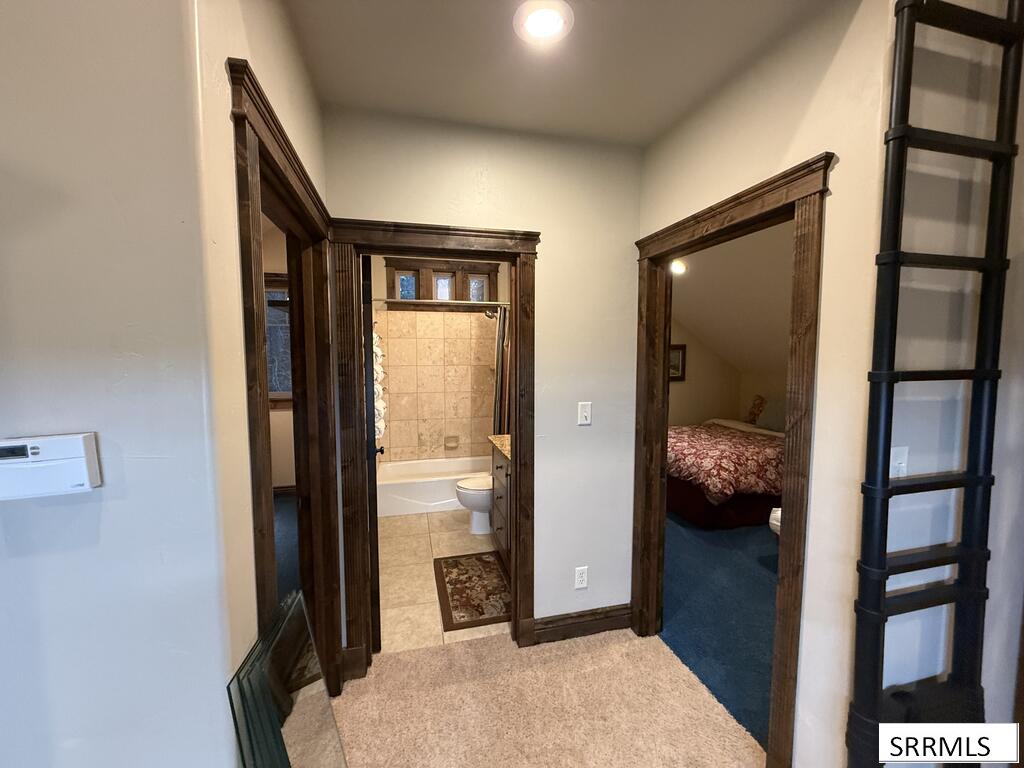 4108 Strong Avenue Property Photo 44