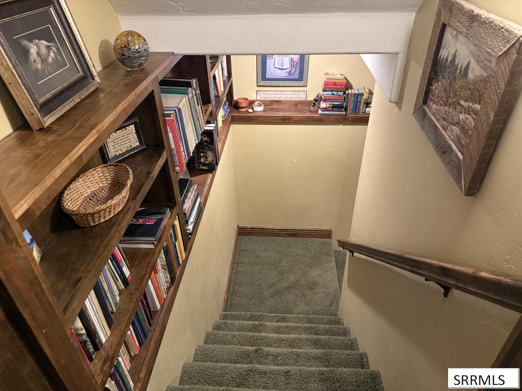 4108 Strong Avenue Property Photo 46