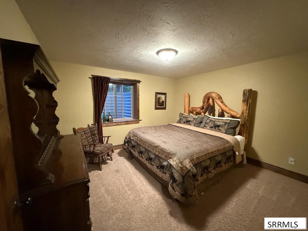 4108 Strong Avenue Property Photo 54