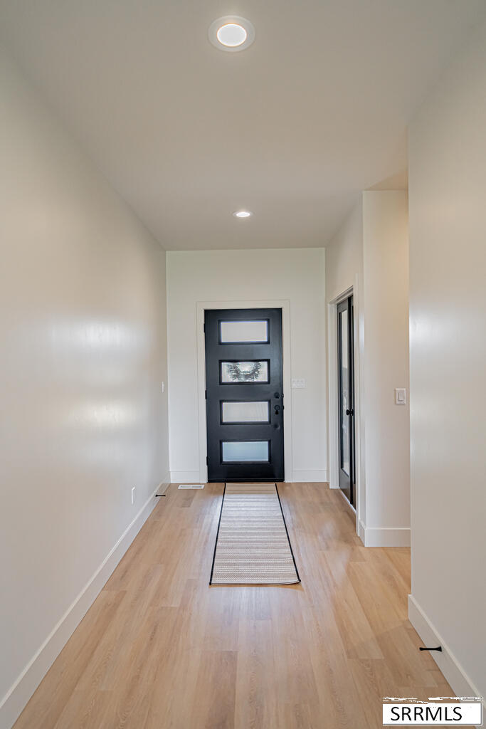 4034 E 537 N Property Photo 2
