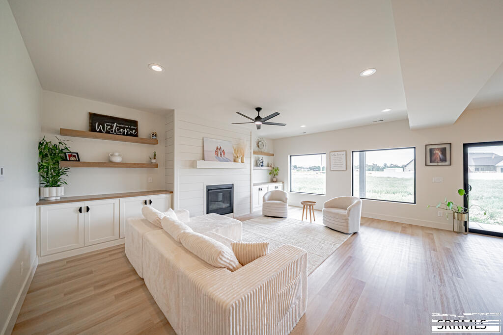 4034 E 537 N Property Photo 4