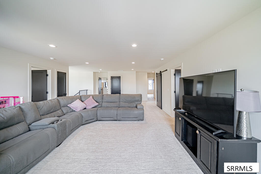 4034 E 537 N Property Photo 14