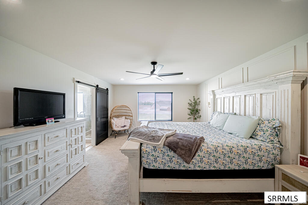 4034 E 537 N Property Photo 16