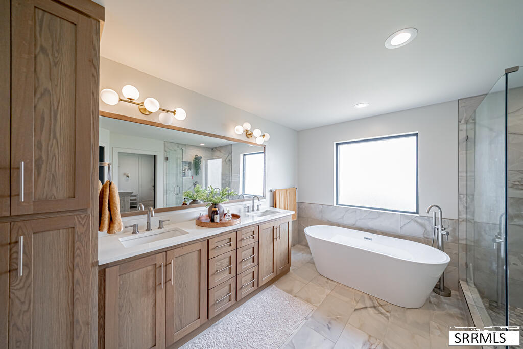 4034 E 537 N Property Photo 19