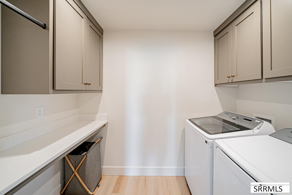 4034 E 537 N Property Photo 23