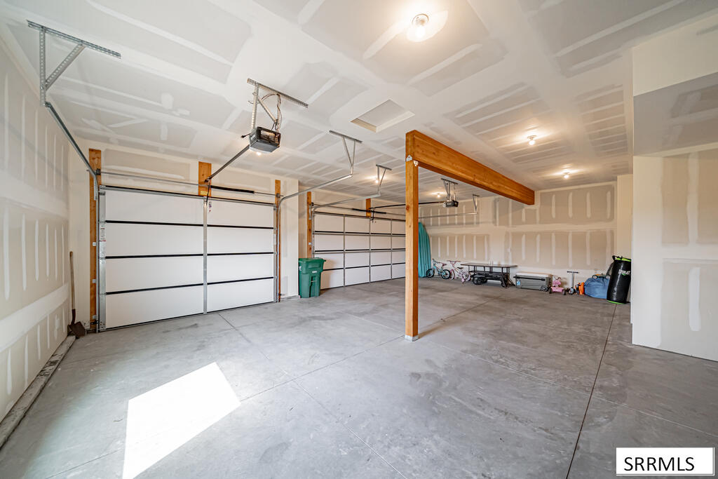 4034 E 537 N Property Photo 24