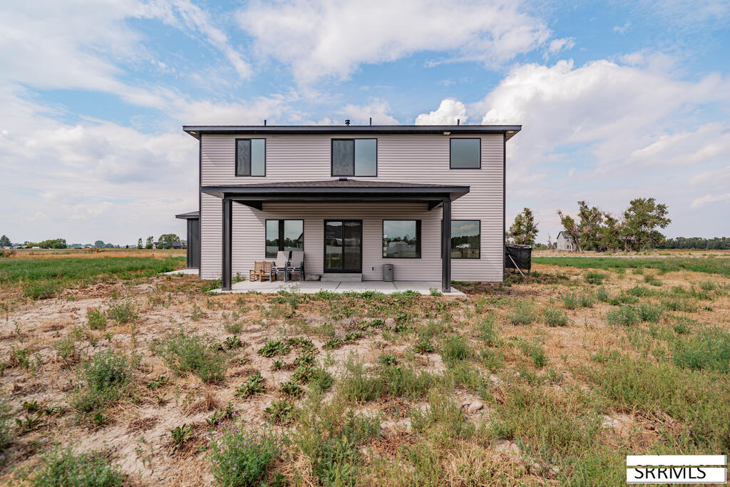 4034 E 537 N Property Photo 27
