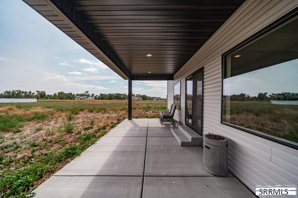 4034 E 537 N Property Photo 28