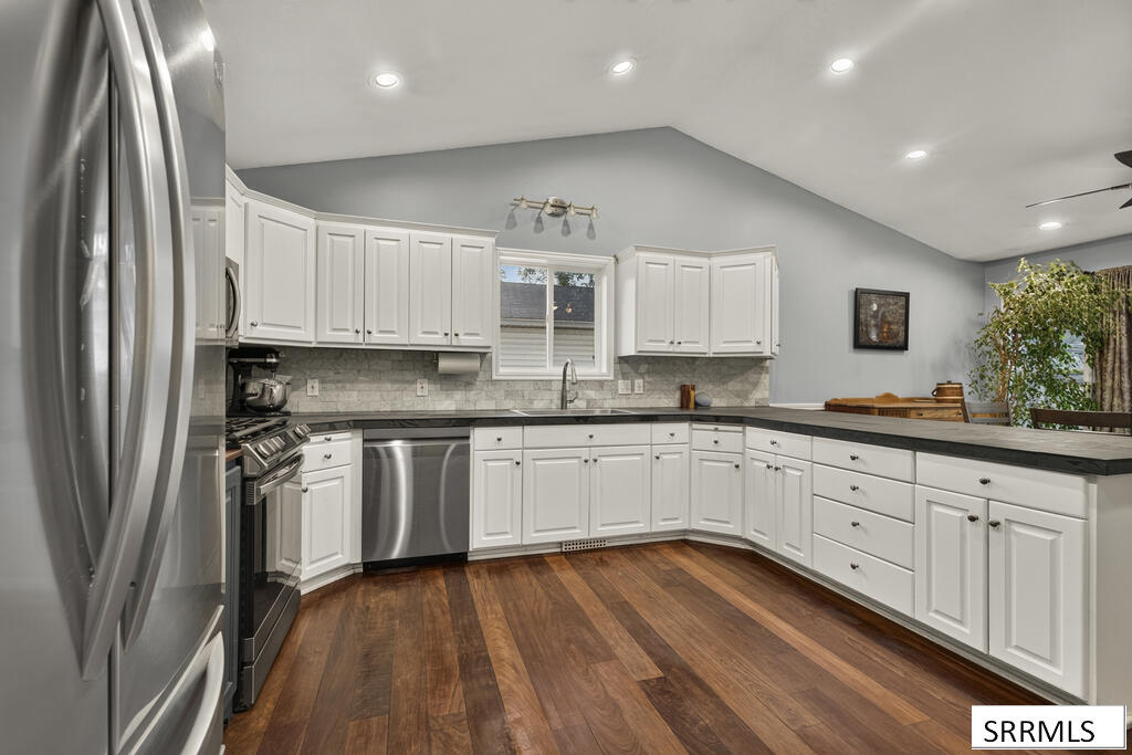 235 N 4135 E Property Photo 8