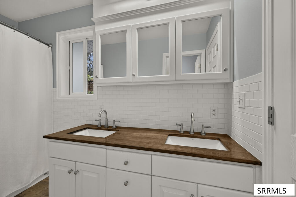235 N 4135 E Property Photo 16