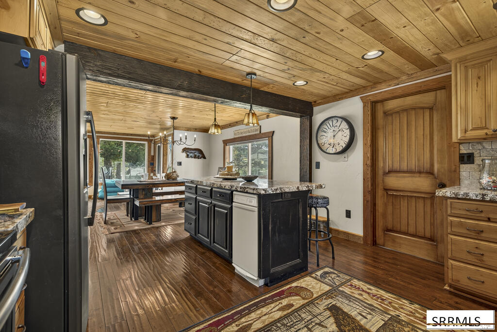 3708 Snake River Road Property Photo 10