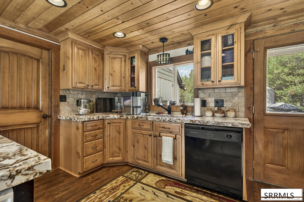 3708 Snake River Road Property Photo 11