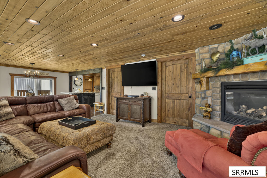 3708 Snake River Road Property Photo 16