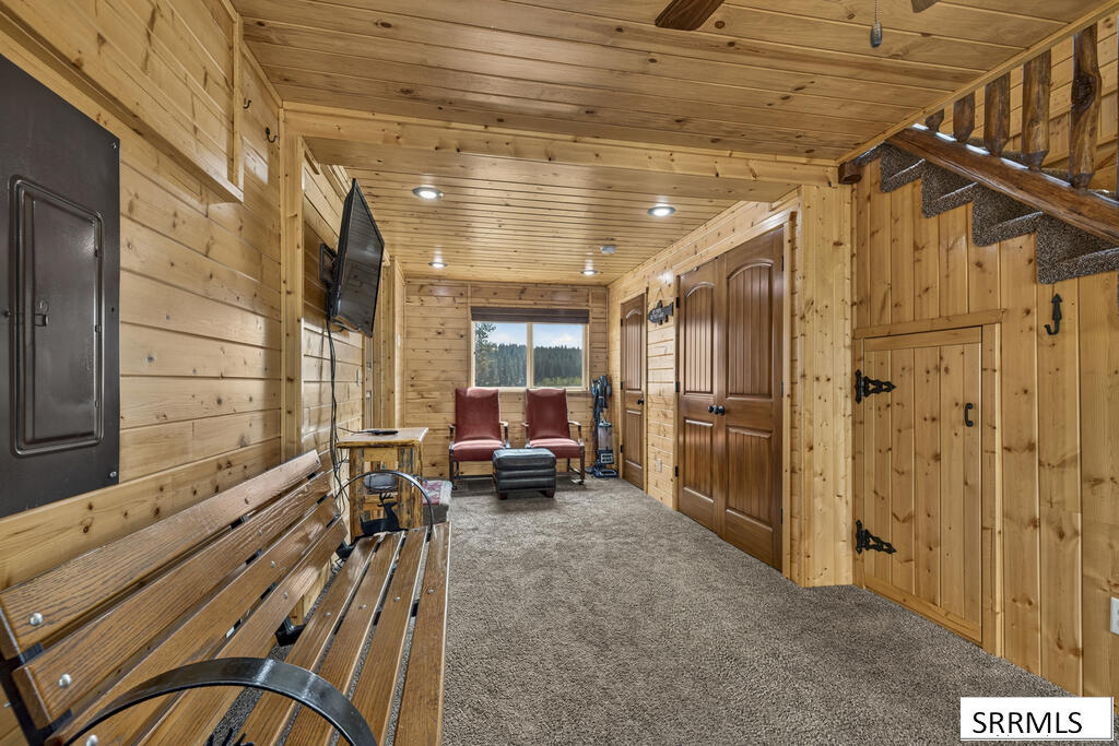 3708 Snake River Road Property Photo 19
