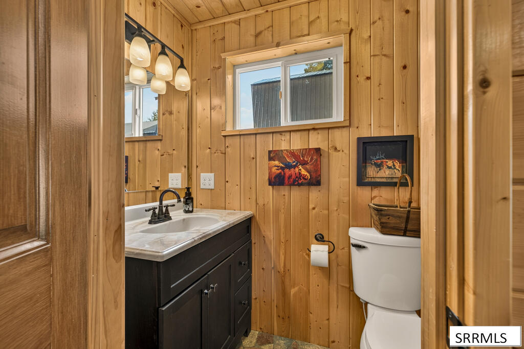 3708 Snake River Road Property Photo 21