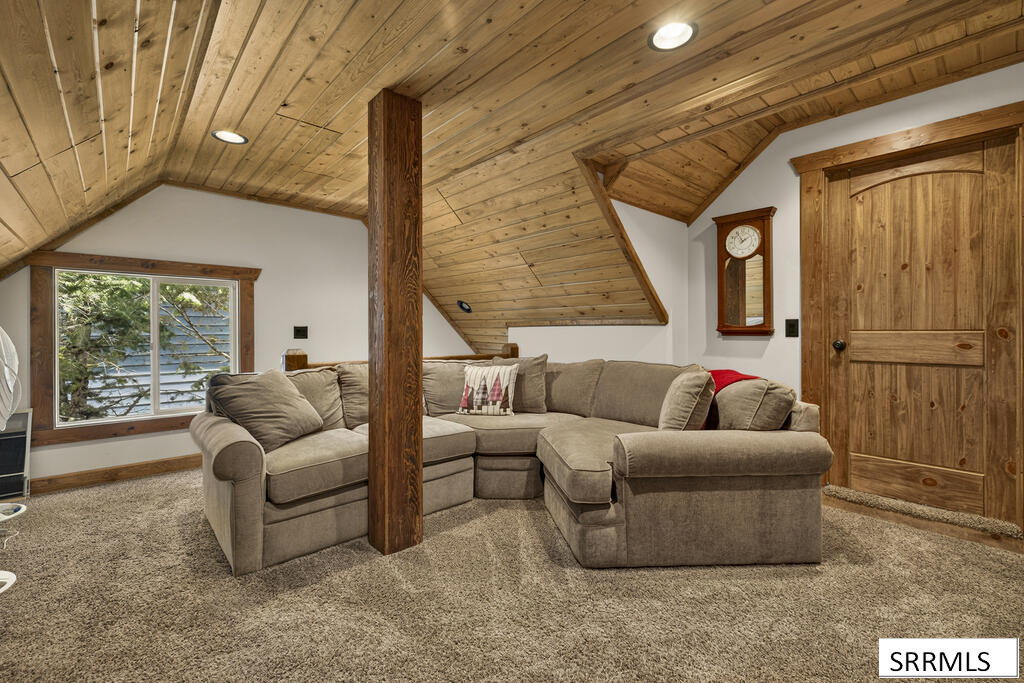 3708 Snake River Road Property Photo 28