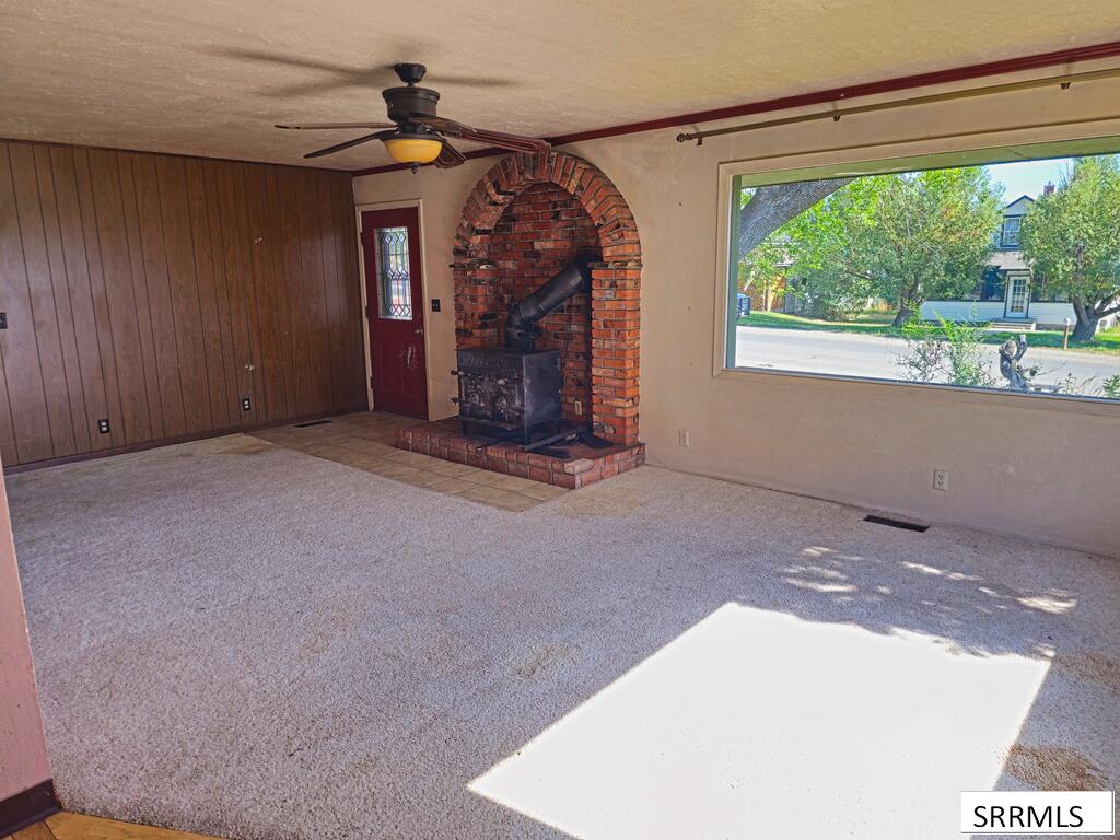506 Courthouse Drive Property Photo 14