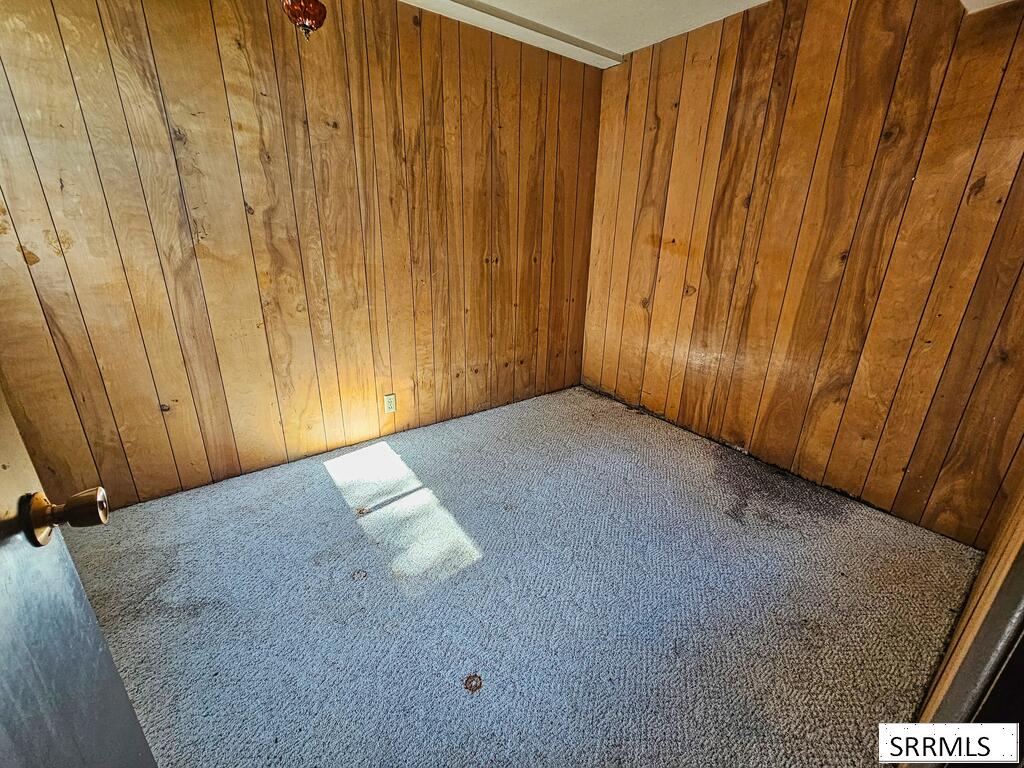 506 Courthouse Drive Property Photo 34