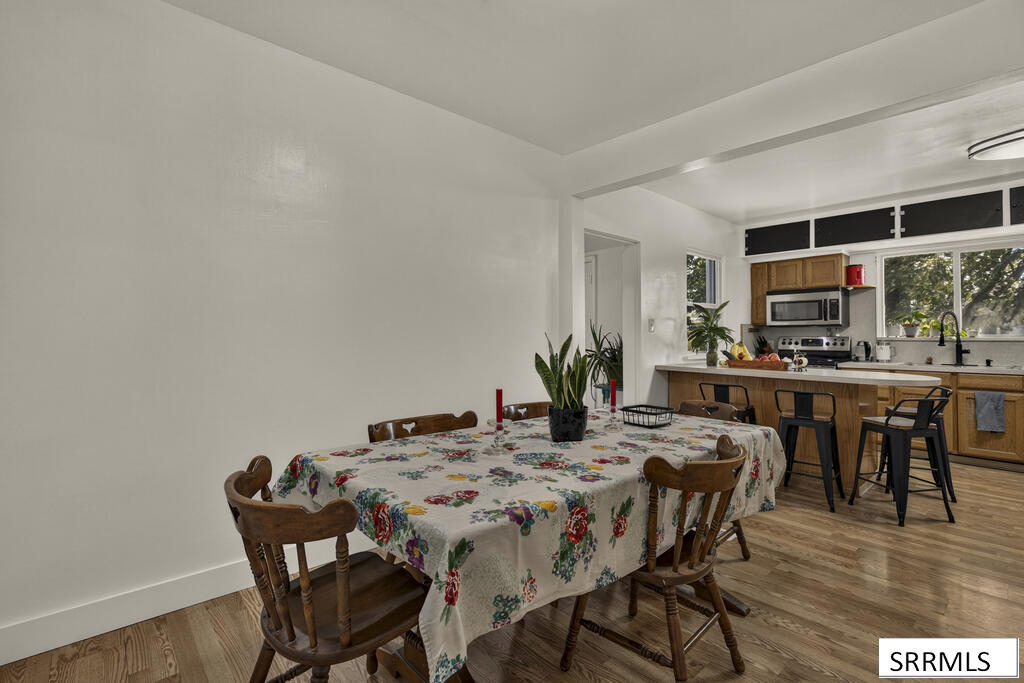 1270 Elmore Property Photo 13