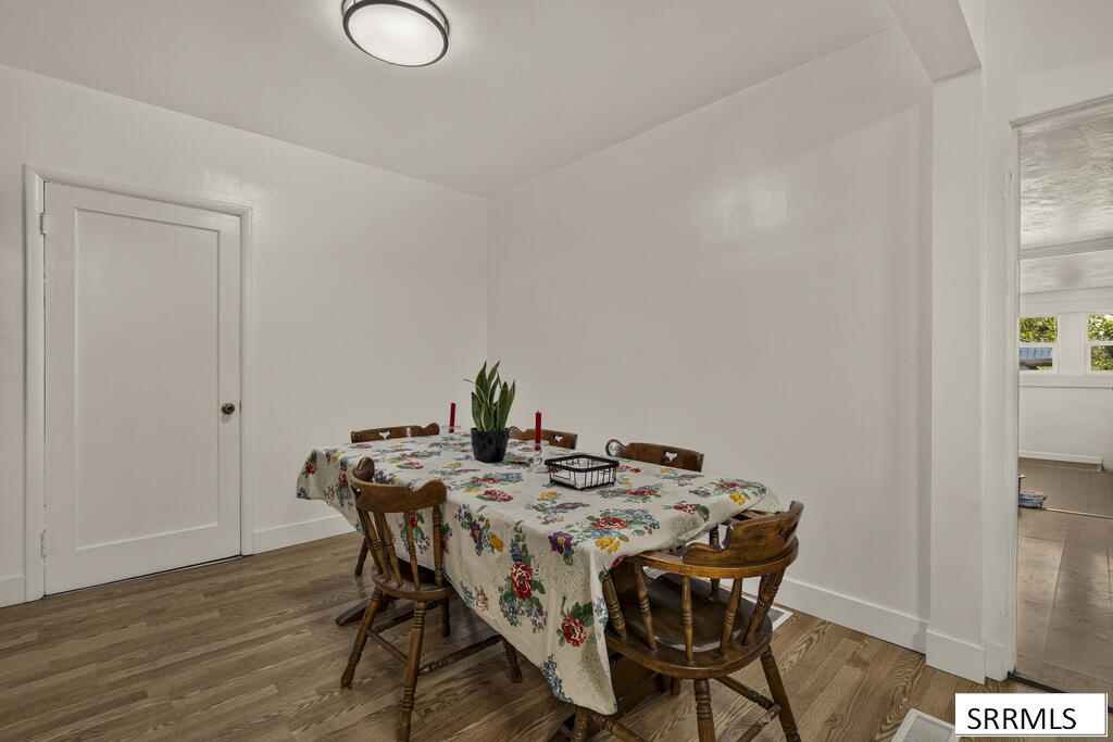 1270 Elmore Property Photo 14