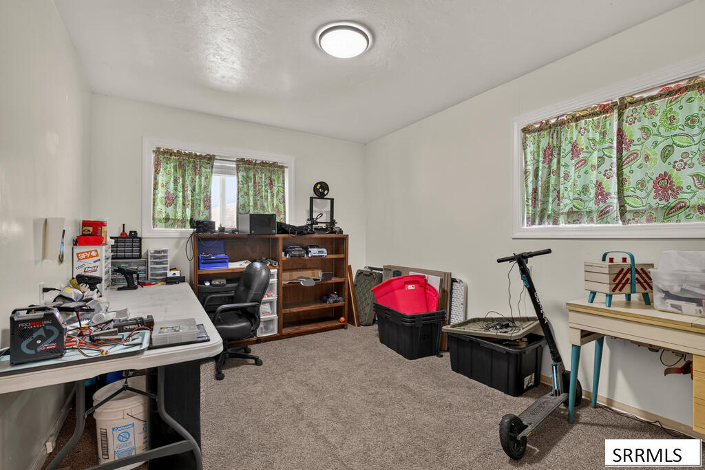 1270 Elmore Property Photo 20