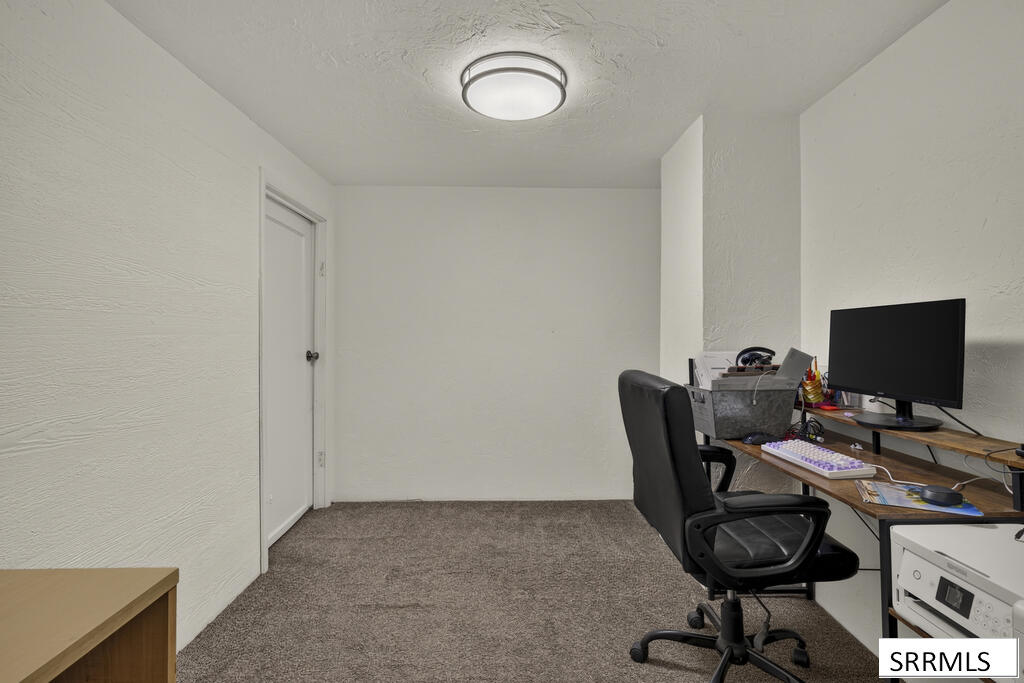 1270 Elmore Property Photo 25