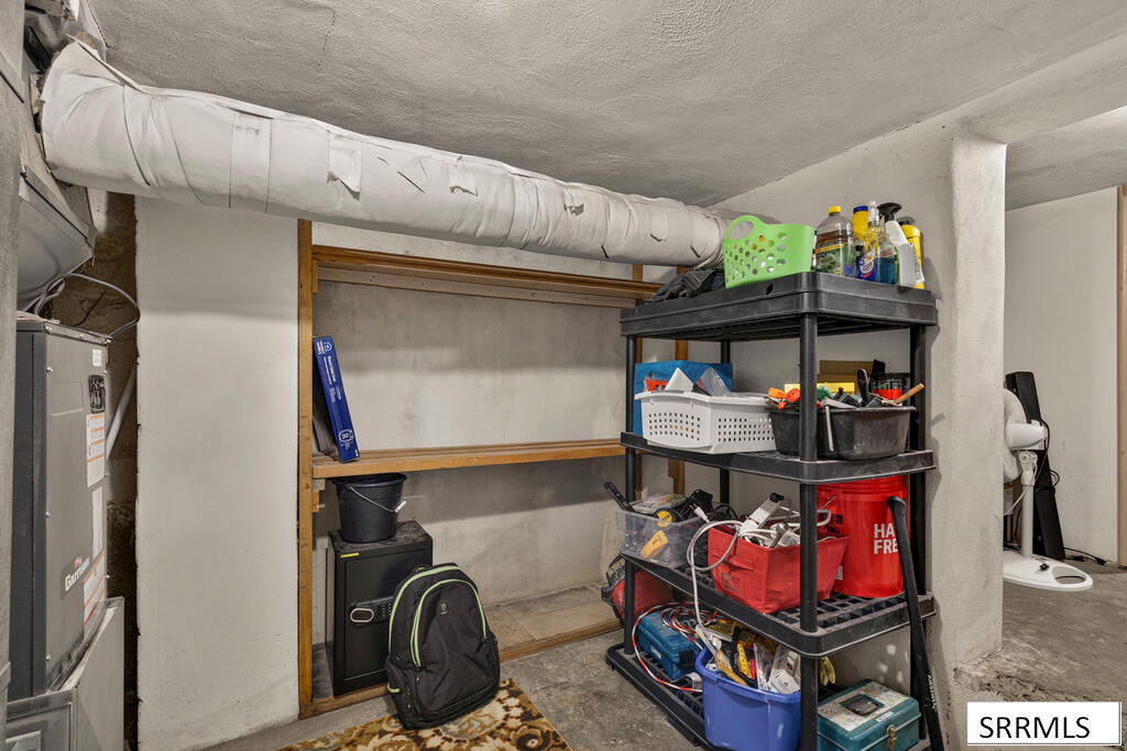 1270 Elmore Property Photo 30