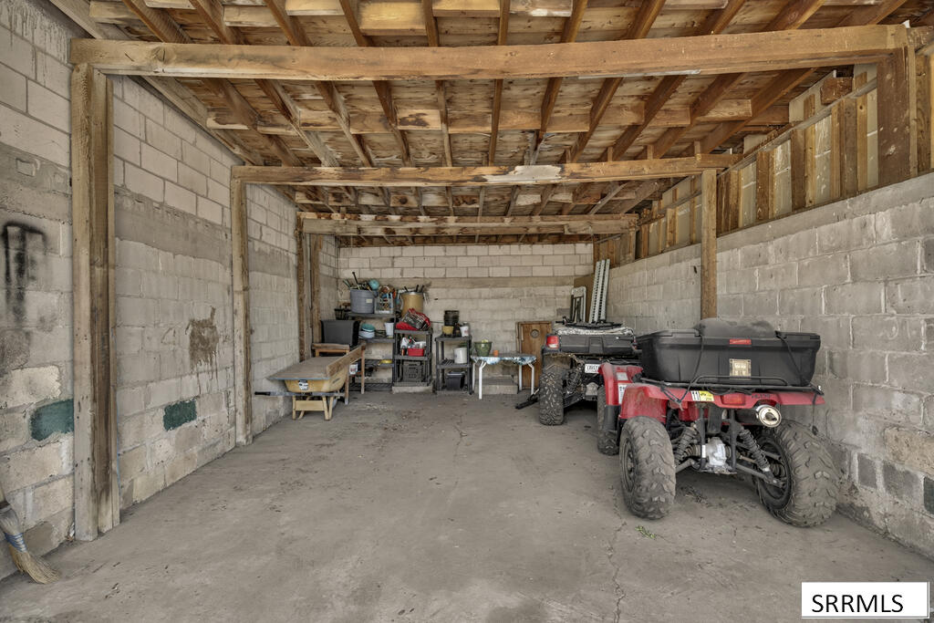 1270 Elmore Property Photo 42