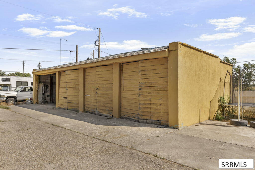 1270 Elmore Property Photo 48